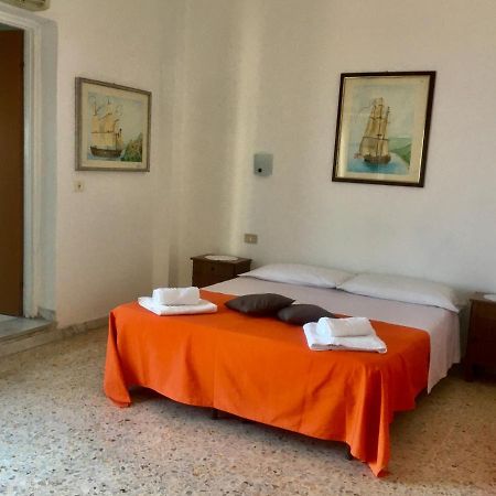 Camere Il Leone Taormina Exteriör bild