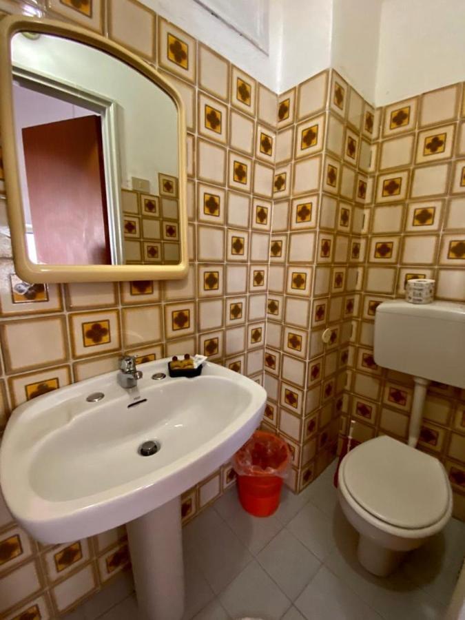 Camere Il Leone Taormina Exteriör bild