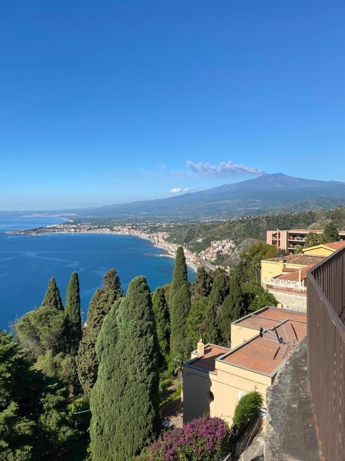 Camere Il Leone Taormina Exteriör bild