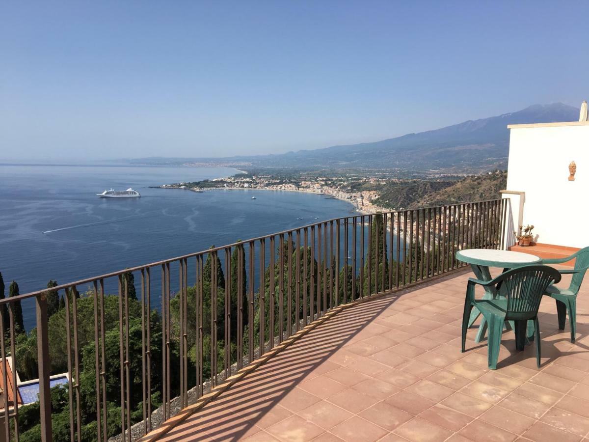 Camere Il Leone Taormina Exteriör bild